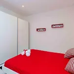 Sea View 2 Bed Close To Hpi6768