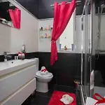 Sea View 2 Bed Close To Hpi6768 Apartment *