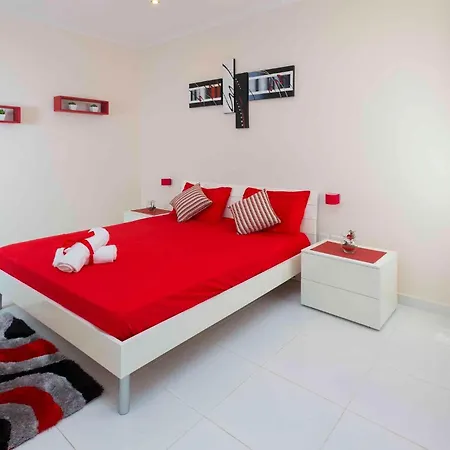 Sea View 2 Bed Close To Hpi6768 Il-Mahsel