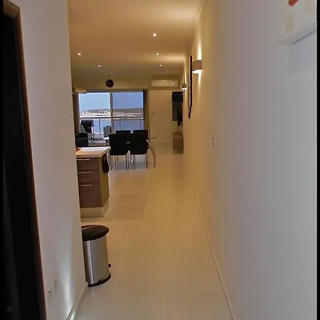 Apartment Sea View 2 Bed Close To Hpi6768 *