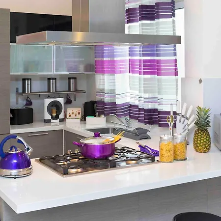 Apartment Sea View 2 Bed Close To Hpi6768