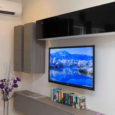 Apartment Sea View 2 Bed Close To Hpi6768